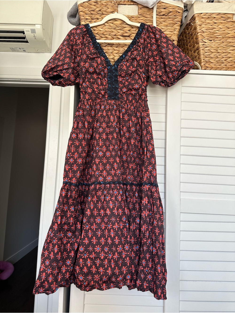 Floral Puff-Sleeve Maxi Dress in Coral on Black